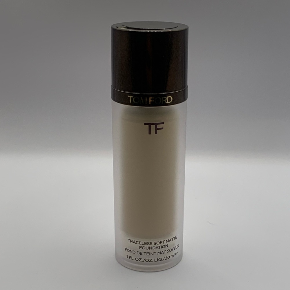 Tom Ford Traceless Soft Matte Foundation (1.4 Bone)
